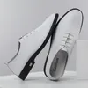 Vestido sapatos homens branco couro casual homem primavera outono clássico para casamento simples derby flat oxfords legal mocassins 231218