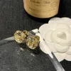 New Diamond Crystal Stud Earrings Boutique Mini Mini Size صغير الحلق ، كلاسيكي مصمم مجوهر