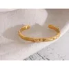 Bangle Yhpup Minimalist Gold Color Tarnish Free Fashion rostfritt stål armband Metallstruktur Enkel öppen charm handledsmycken 231219