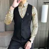 Heren Vesten Klinknagel Decoratie Jurk Voor Mannen Casual Slanke Vest Prom Party Disco Ober Kleding Nachtclub Werk Mouwloos Vest