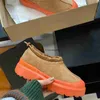 New Australia Designer Boots Fur Slides Classic UG Mini Tazz Suede Plataforma Bottão de neve Homens Homens Menor Chestnut Sheepskin Shearlin Vth