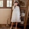 Flickas klänningar tonåring flickor vit spetsklänning söt lång ärm prinsessa bröllop fest klänning 2023 sommar nya barn kläder 4-16y
