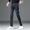 Dżinsy męskie 2024 Spring Jesień mężczyźni młodzież Retro prostota chudy ołówkowe spodnie rozciągają proste bawełniane dżinsowe spodnie 231218