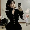 Arbetsklänningar koreanska mode v-nck långärmad svart stickad cardigan y2k e-flicka hög midja ruched korta kjolar 2023 två stycken uppsättningar