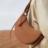 Bolso de media luna Numero Dix Bolso de media luna Bolso de diseñador de piel de becerro suave texturizada de plena flor Bolso de diseñador con cierre de cremallera Bolsos tipo hobo para mujer Bolsos de hombro Monedero