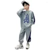 Zestawy odzieży Teen Boys Ubrania swobodne garnitury moda Patchwork Top Pants 2pcs Spring Autumn Letter Drukuj odzież sportowa 4-14 lata
