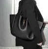 Designer Underarm Hobo Bags Bea Tote Shoulder Bag äkta Leather Lady Woman Fashion Handväskor Classic Armpit Clutch 7a Quality Gift AAA