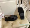 Högkvalitativ designerskor tofflor glider nya sandaler kohud yta fårskinn foder ungefär 4 cm tjock storlek kvinnors strandsko