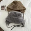 Szerokie brzegowe czapki wiadro bombowce zimowy ciepły kapelusz dla kobiet czapka golfowa piesza futra lufa bawełniana tkanina ochrona ucha 231218