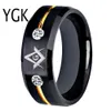 Band Rings Tungsten Carbide Vacuum Plating Black Golden Line med White Stones Mason Masonic Ring Anniversary Gift 231218