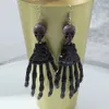 2021 Halloween Cosplay Schädel Palm Übertrieben Horror Lustige Geist Hand Ohrringe für Frauen Schmuck