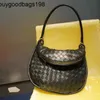 Bottegaaveneta Gemellis Bags Baobao 2024 New Woven Dumpling Bun Twin Handbag Premium Feel Cowhide本革女性Frj