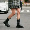 Buty mumani kobieta Zimowa skórzane skórzane buty Chelsea grube pięty platforma kostki płaskie damskie ślizganie się krótkie botki 231219