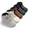 Platta skor födda babyskor Brown tema Multicolor Boys and Girls Casual Sneakers Soft Sole Nonslip Toddler First Walkers 231219