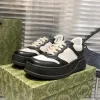 Designer casual skor män kvinnor lyxiga sneakers läder duk dubbel platt små vita skor tränare broderade tryck spetsar upp mångsidig sneaker 35-45 euro