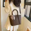 Bolsas de noite PU Couro Bolsa de Ombro para Mulheres 2024 Tendência Simples Cor Sólida Grande Comute Crossbody Bolsas de Alta Capacidade