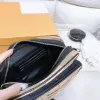 TB Stripe Envelope Luxury Designer Womens Cameras Bags Outdoor Sport Wallets Mens Clutch Cross Body SholldenBag