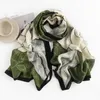 Foulards 2024 Automne Élégant Floral Écharpe Femmes Léger Mince Long Châles Dames Mode Classique Femal Casual Pashmina Adulte