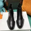 Boots Design Chelsea Men Shoes High Top Breathable Fashion Business Work Ankle Mâle Geuthene Le cuir automobile Hiver 5A 231218