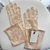 Gants chics en dentelle brodée de lettres pour femmes, mitaines de protection solaire, longues en maille avec boîte cadeau 301n