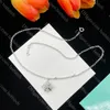 Collar de diamantes de lujo Diseñador Mujeres Collar colgante de alta calidad de plata esterlina Señora Amantes de la joyería Regalo de aniversario con caja