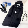 Gilet da donna Piumino lungo con cappuccio Slim Fit al ginocchio Cappotto europeo in anatra bianca 2023 invernale ispessito