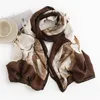 Foulards 2024 Automne Élégant Floral Écharpe Femmes Léger Mince Long Châles Dames Mode Classique Femal Casual Pashmina Adulte