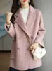 Dameswol Blends Coat Elegance Coats and Jacket in de herfst Winter Winter Women Koreaanse stijl Lage Lady Lady Lady Trench 231218