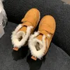 Botas de neve para mulheres salto plano botas de dedo do pé redondo-sapatos femininos de pelúcia calçado de inverno med 2023 senhoras tornozelo couro pele de borracha shearl