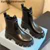 Ny polerad läder Martin Motorcykel Pardas Boots Loafers Chelsea Ankel Boots Full Grain Leather Elasticity Platform Women Outdoor Luxury Designer Booties