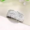 Wedding Rings Huitan Carved Leaf Pattern Finger Ring For Women Unique Design Band Accessories Silver Color Trendy Ladies Jewelry