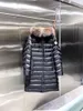 Veste Monclair, doudoune, chaleur d'hiver pour femmes Parkas haut à capuche à la mode, coupe-vent de styliste classique Puff Real raton laveur