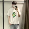 24SS Spring Summer Europe Paris Dragon Print skateboard tee modemän kort ärm tshirt kvinnor kläder casual bomullsdesigner t skjortor 1219