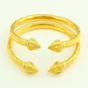 Ny anlänt afrikansk dubai mode öppnande 22k gult guld gf armband graverat trendigt mönster armband 2 styck smycken hela312r