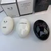 Tasarımcının Beyaz Siyah Kaz Yumurta El Kremi Nemlendirici ve Nemlendirici El Kremi Sevgililer Günü Noel Hediyesi 3 PCS Seti