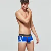 Sous-vêtements pour hommes Couleur unie Taille moyenne Sous-vêtements en coton Sexy Absorbant la sueur Jeunes respirants avec des chiffres pour hommes