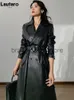 Kvinnorjackor Lautaro Spring Autumn Long Fitted Black Faux Leather Trench Coat for Women Belt Double Breasted Fashion 2022 Runway Raincoat J231219