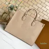 2023 Bolsos Monederos Diseñador Bolsas de hombro Casual Tote Lady Fashion Cross Body Bodybag 35cm