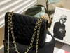 أعلى CC حقيبة مصمم حقيبة Women CF Bag Caviar Caviar Flap Bag Bag Plaid عالي الجودة من الجلد الذهب والفضة Mini CF Crossbody Bag 19 حقيبة يد