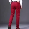 Kvinnors spårningsdräkter 2023 Autumn Wine Red Jeans Men mode casual Classic Style Business Straight Fit Soft Trousers Mane Advanced Pants 231219