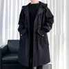 Heren Trench Coats Elastische mannen Windscheper Streetwear Coat met kap grote zakken winddicht ontwerp middele lengte solide voor