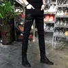 Herren-Jeans, hochwertige zerrissene Jeans für Herren, Slim-Fit, schwarze Stretch-Jeans, Kratzer, Street-Fashion, lässige Jeans, Eagle-Prints-Jeans; L231220