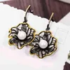 DreamCarnival 1989 Lotus Flower Earrings Hollow Created Pearl CZ Black Gold Color Hip Hop Pendientes tipo gota Parties Jewelries 2297S