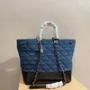 grand sac fourre-tout sac à bandoulière en treillis de diamant sacs à main de luxe fourre-tout denim sac à provisions en cuir chaîne sac de plage lettre femmes mode fourre-tout sacs sac sous les bras