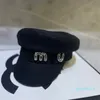 Berets marka desgin zima beret femme kaszmirowy litera ośmiokątna kapelusz kobiet brytyjski styl zewnętrzny beret cap newsboy cap