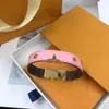 Avec BOX Designers Fleur Charme Bracelets Qualité Cuir Femmes Hommes Bracelet En Or Rose Noir Clors Lettre Marque Bracelets Bijoux262v