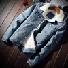 Herenjassen 2022 Winter Nieuwe herenmode Boutique Plus Fluwelen Warm Blauw Casual denim jassen / Hoogwaardige lamshaar slanke denim jassen voor herenL231026