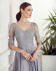 Silvergrå chiffong Mor till brudklänningarna Evening Dress V Neck Half Sleeve Lace Appliced ​​Wedding Guest Dress Abito Cerimonia