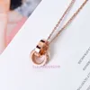 Luxur Designer Halsband Classic Titanium Steel Ladies Necklace Simple Rose Gold Mesh Red Collar Chain Korean Series Colorful Gold Necklace Gift