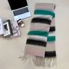 Sciarpe 2023 Nuova Loewee Family Stripe Plaid Gradient Mohair Sciarpa per le donne in autunno e inverno Nappe arcobaleno versatili e di alta qualità 5efa